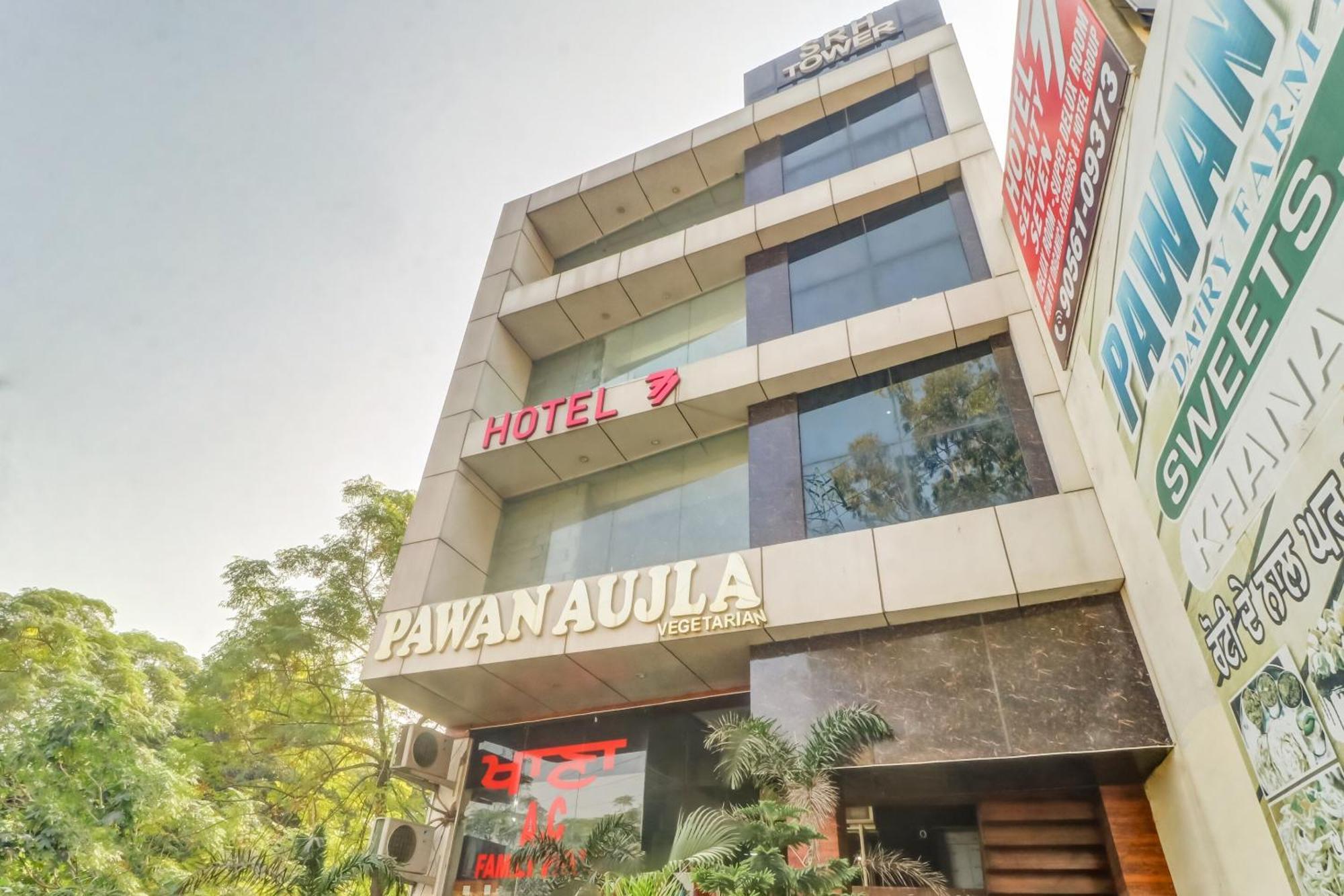 Townhouse Hotell Ludhiana Exteriör bild